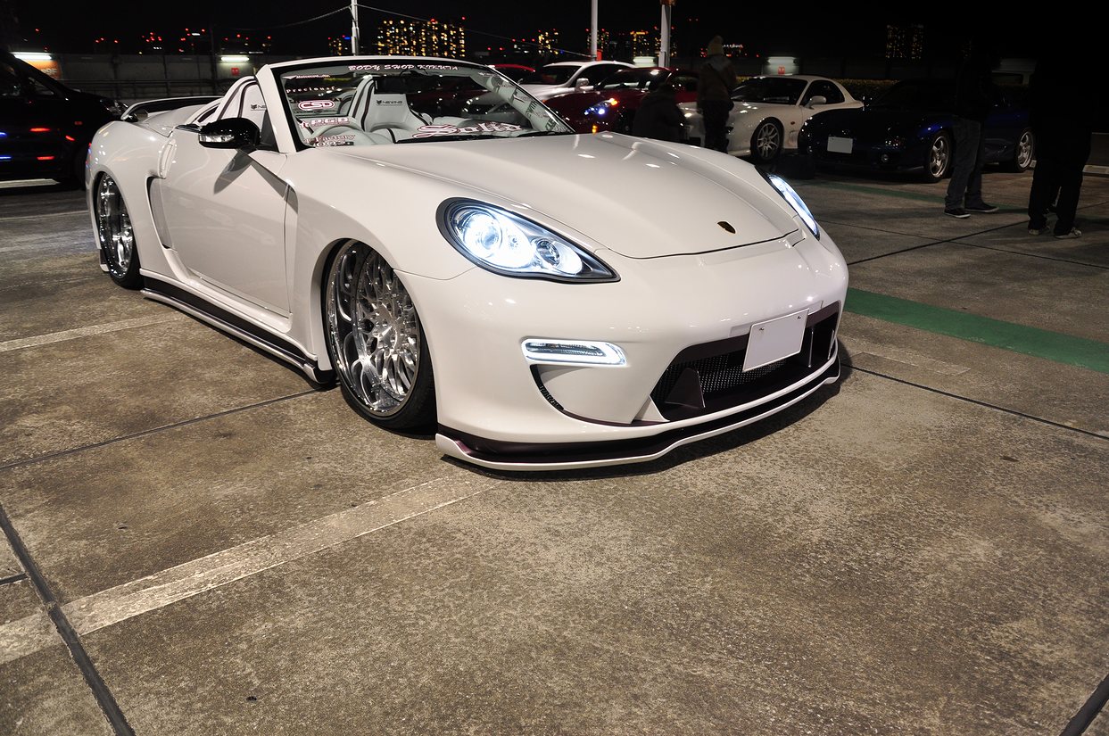 350z-Porsche-Panamera-Conversion-15.jpg