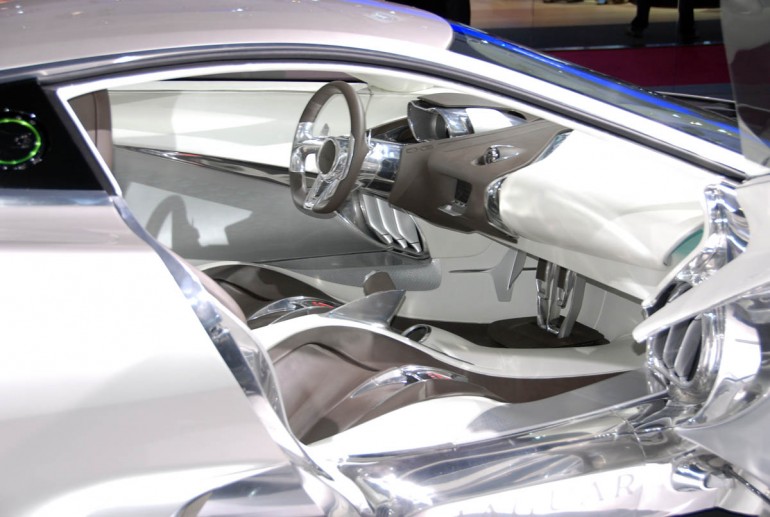 C-X75-4.jpg