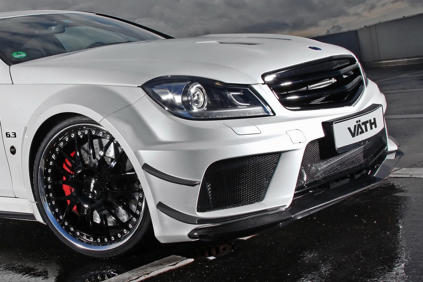 Mercedes c63 amg with performance package #3