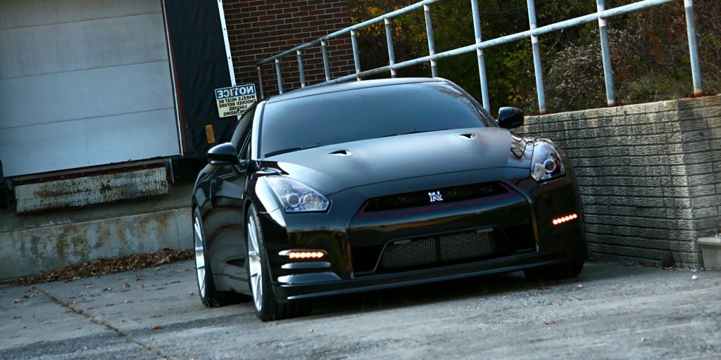 Nissan gtr street edition