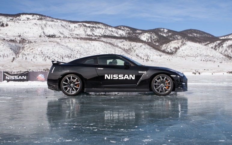 Nissan gtr speed record #8