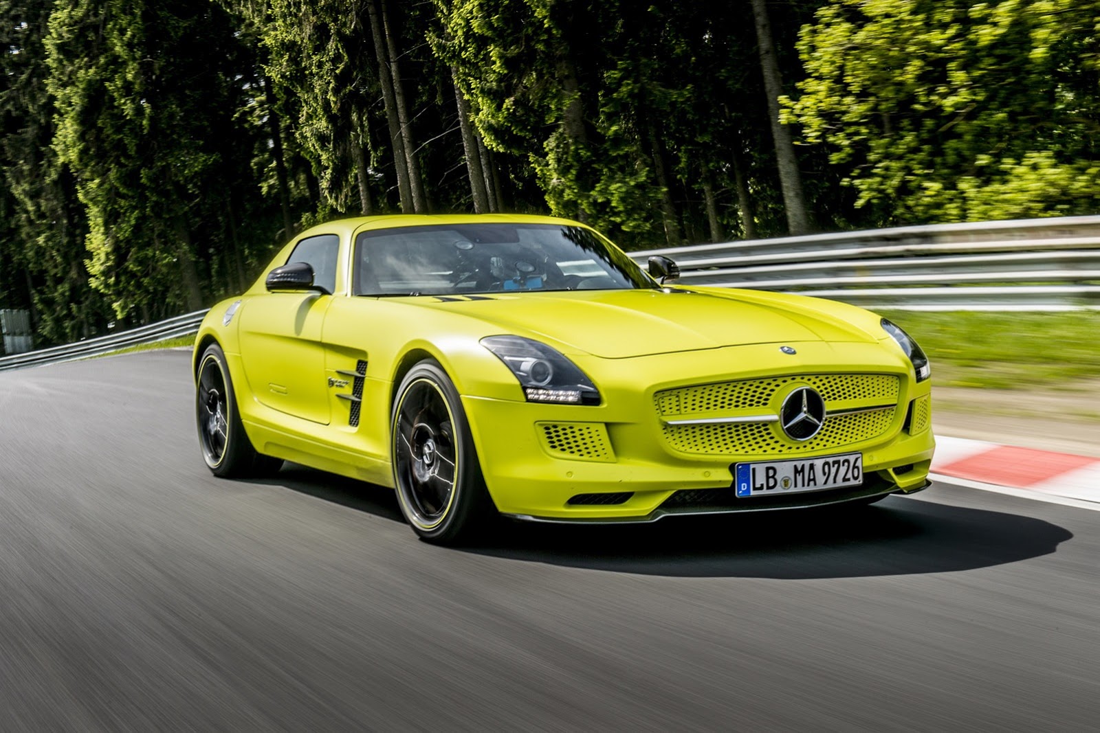 Mercedes Cars News SLS AMG Electric Drive sets 'Ring record