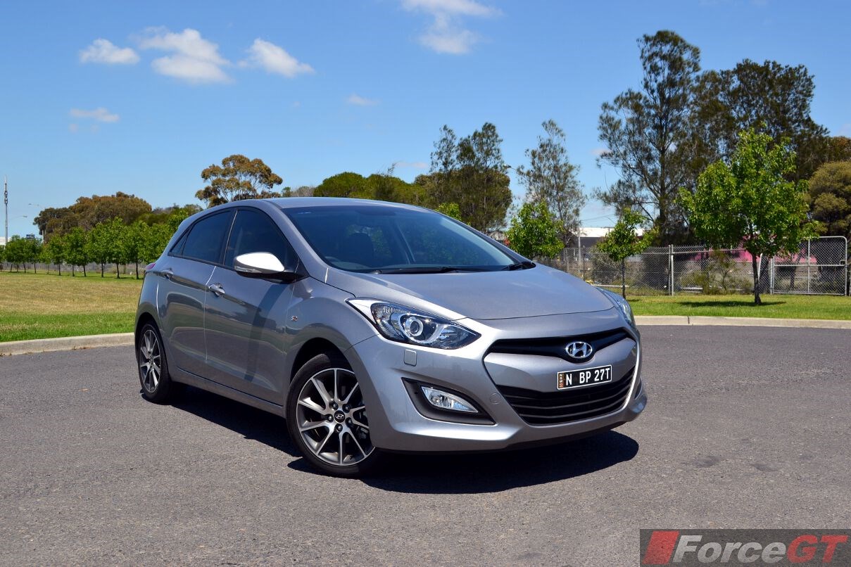 Hyundai i30 Review 2013 i30 SR