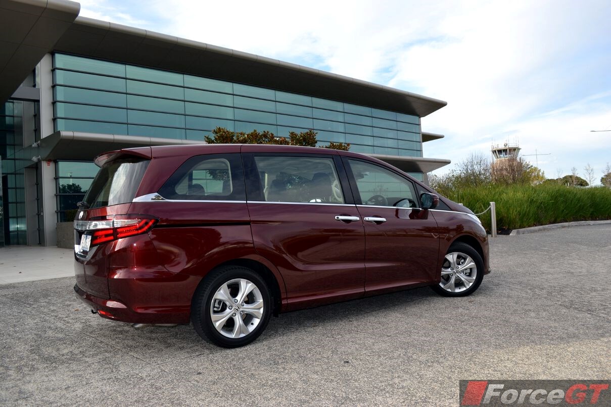 Honda odyssey curb weight #4
