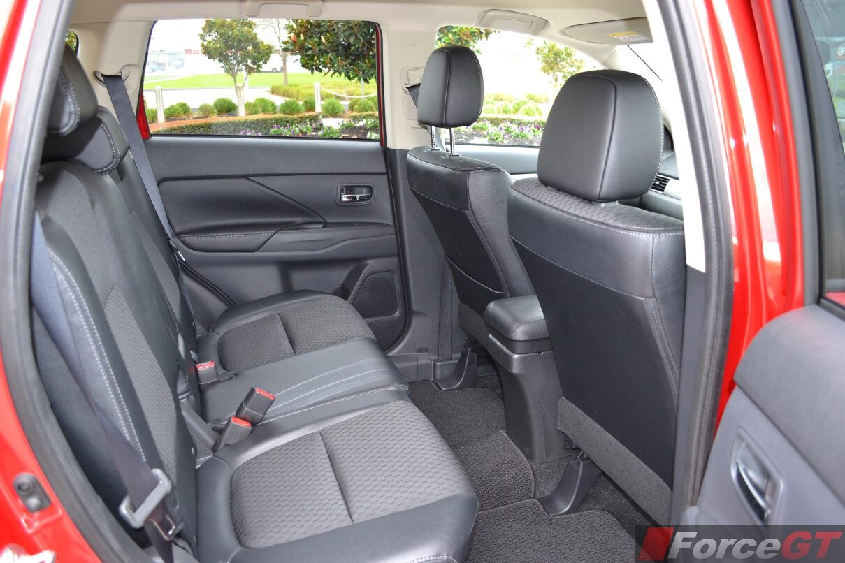 Kerb weight honda crv diesel #2