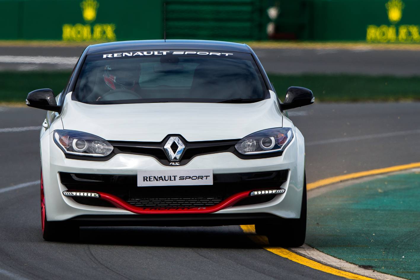 Renault Megane R.S. 275 Trophy-R laps Albert Park Grand ...