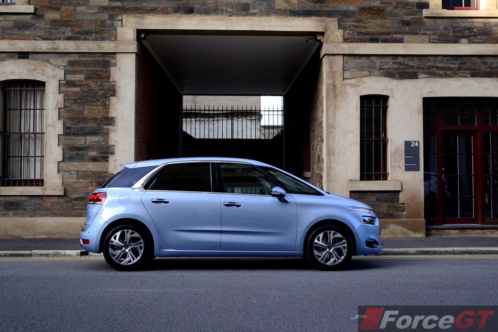 Citroen C4 Review 2015 Citroen C4 Picasso