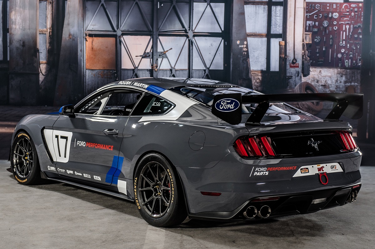 2016 Ford Mustang GT4