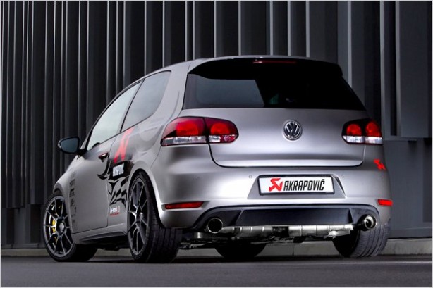 Volkswagen Golf GTI “Akrapovic Edition” - ForceGT.com