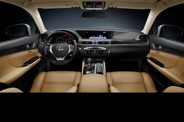 2013-Lexus-GS-Interior-4
