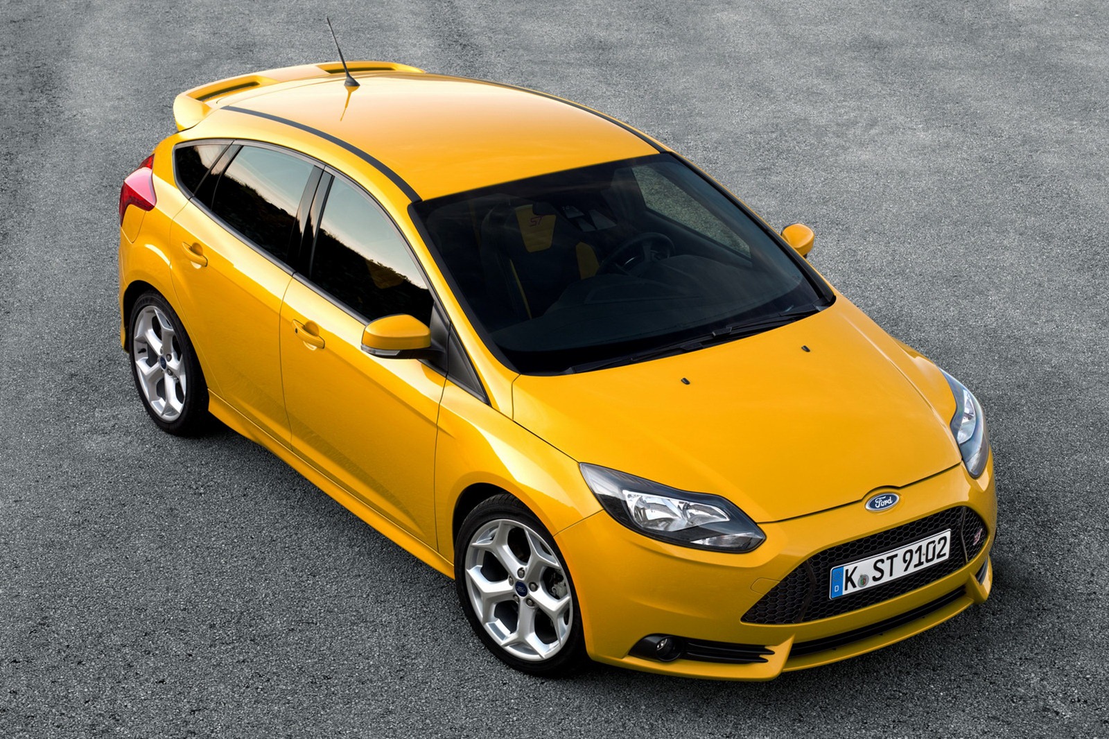 2013 Ford Focus ST on sale in the UK priced from £21,995 - ForceGT.com