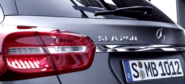 2014 Mercedes-Benz GLA teaser rear taillight