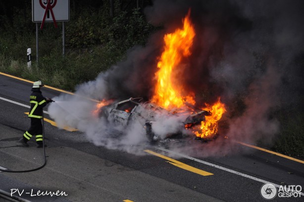Lamborghini Murcielago burns on Autobahn-8