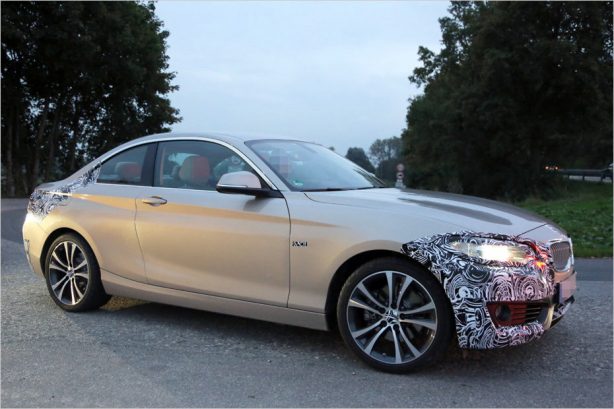 2014-BMW-2-Series-spied-side1
