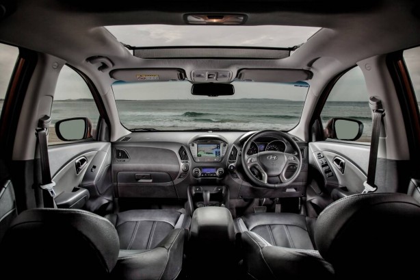 Hyundai ix35 Series II interior
