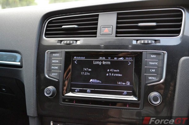 2013 Volkswagen Golf GTI Discover Media 5.8-inch touchscreen