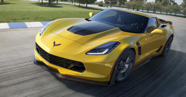 2015-Chevrolet-Corvette-Z06-front-quarter2