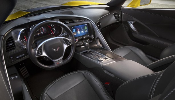 2015-Chevrolet-Corvette-Z06-interior