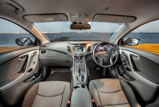Hyundai Elantra Elite interior