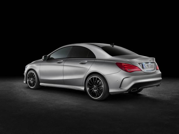 2014-Mercedes-Benz-CLA-250-Sport-4Matic-rear-quarter