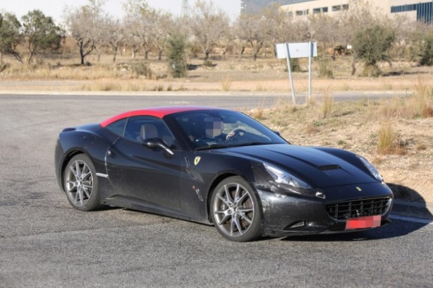 2015 Ferrari California front quarter spy photo
