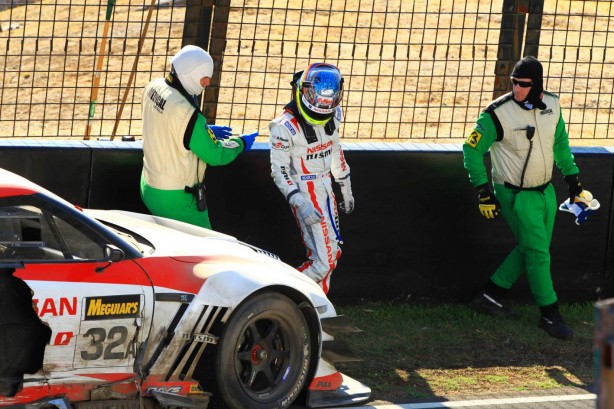 Nissan GT-R Nismo GT3 crash at 2014 Bathurst-1