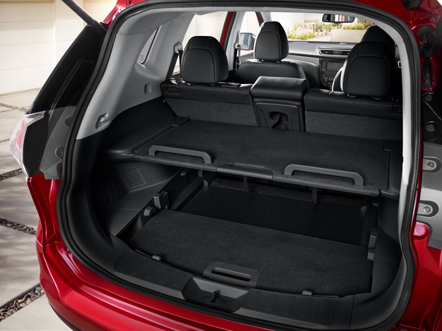 Nissan x trail trunk space