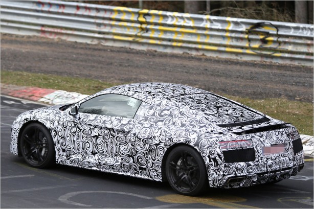 2015-Audi-R8-spy-photo-rear-quarter