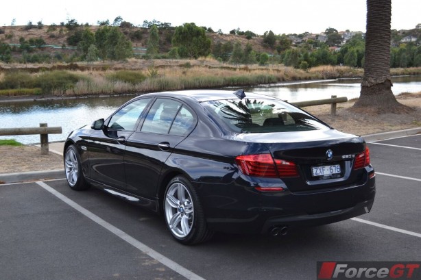 2014-BMW-5-Series-LCI-rear-quarter2