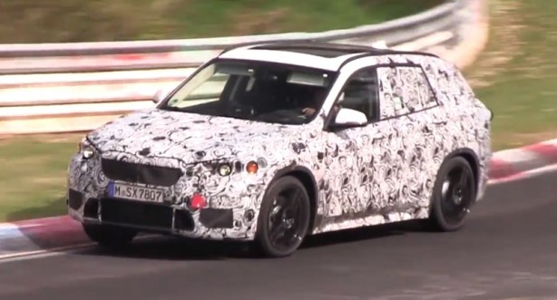 2015-BMW-X1-nurburgring-track-test