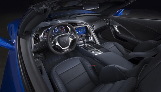 2015 Chevrolet Corvette Z06 Convertible interior dashboard
