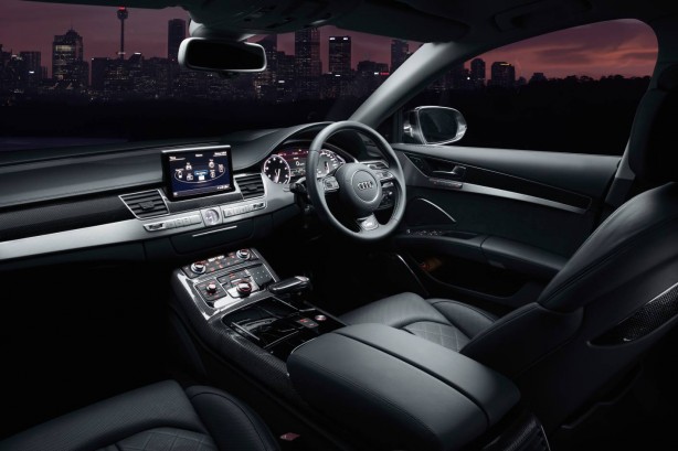 2014 Audi S8 sedan interior
