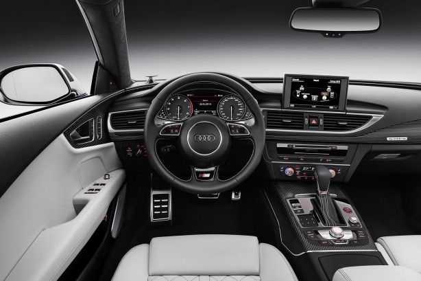 2015 Audi S7 interior