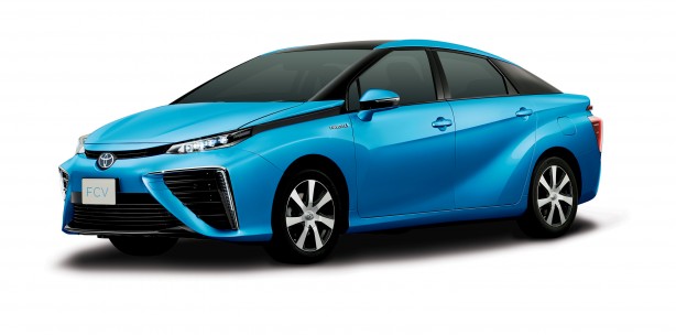 Toyota FCV_qtr+fronthr