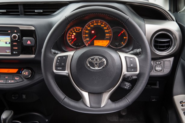 2014 Toyota Yaris HB ZR