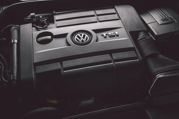 2015 Volkswagen Scirocco R engine