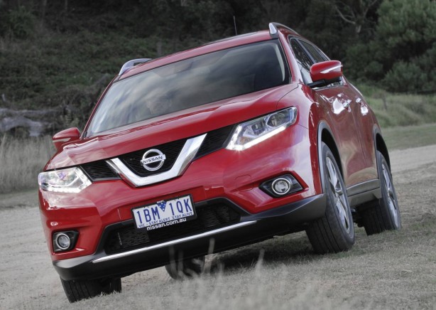 Nissan X-Trail front