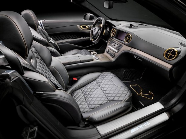 Mercedes SL63 AMG World Championship 2014 Collector's Edition interior-1