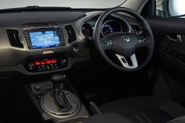 2014 Kia Sportage Platinum interior