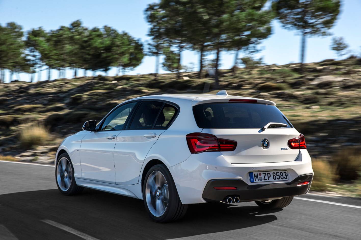 BMW Cars - News: 2015 BMW 1 Series LCI pricing and specification