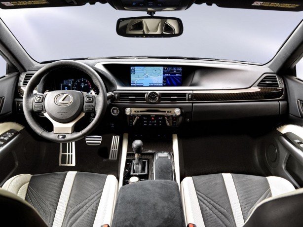 Lexus GS F dashboard