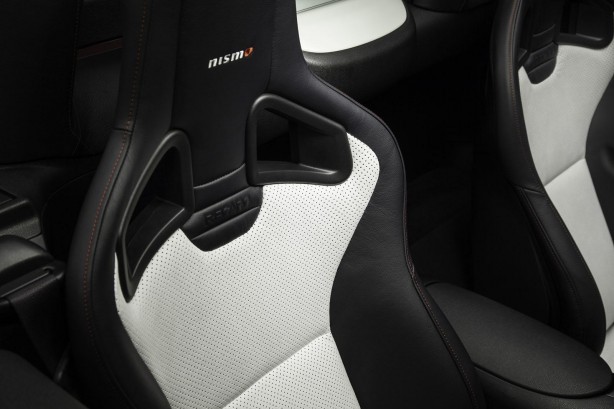 Nissan 370Z Nismo Roadster concept Recaro seats