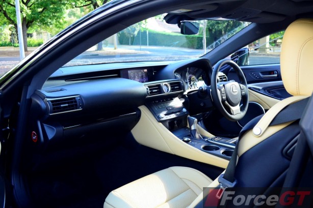2015 Lexus RC 350 Sports Luxury dashboard
