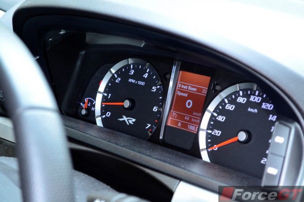 2015 Ford Falcon XR8 instruments