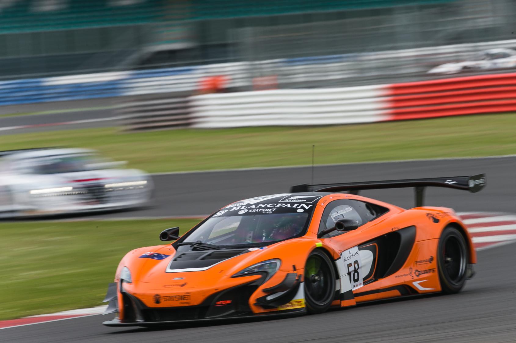 Mclaren 650s Gt3 Claims Victory At Silverstone