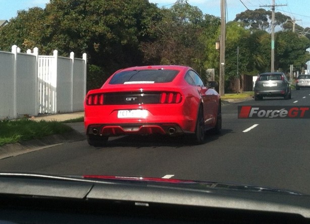 2016-ford-mustang-spotted-australia-road
