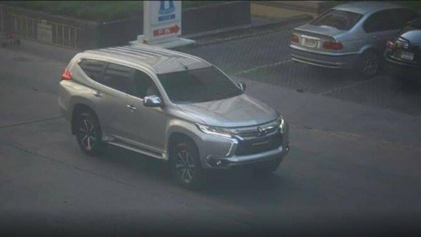 2016 Mitsubishi Challenger spy photo front quarter