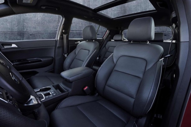 2016-kia-sportage-interior-front-seats
