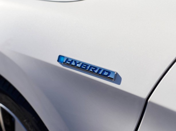 2015 Honda Accord Sport Hybrid badge