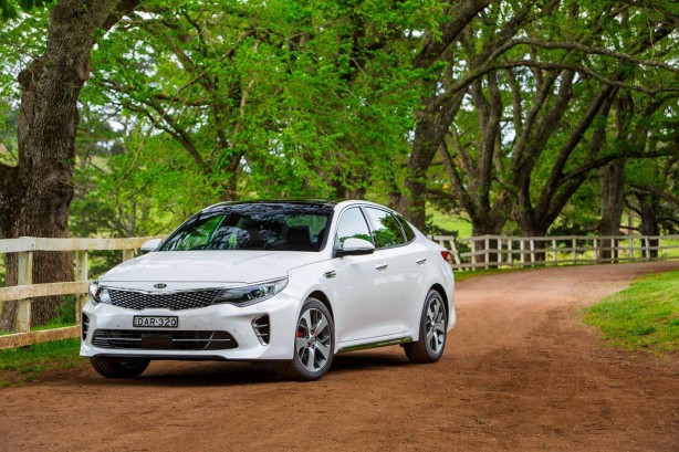 2016-kia-optima-gt-front2